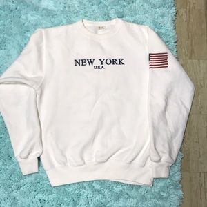 White Brandy Melville crewneck